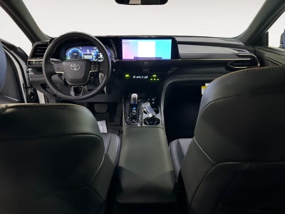 2026 Toyota Toyota Crown XLE