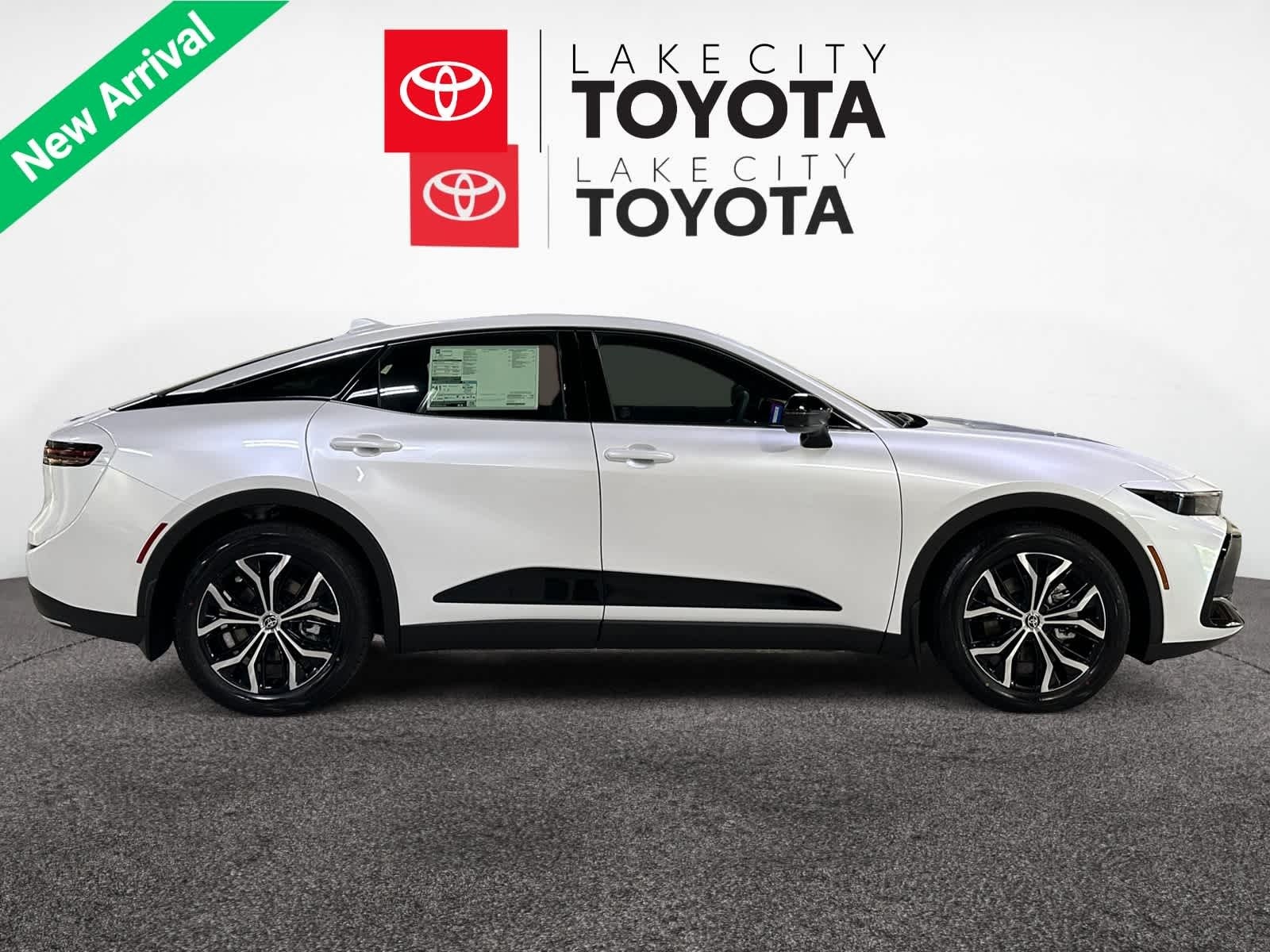 2026 Toyota Toyota Crown XLE