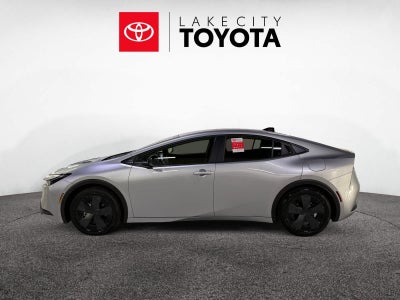 2026 Toyota Prius Plug-in Hybrid SE