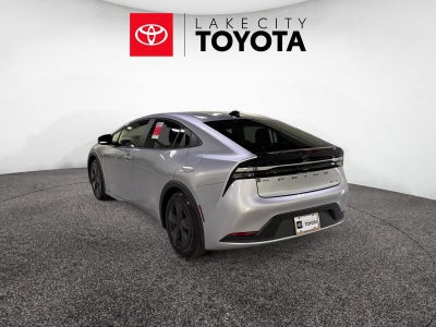 2026 Toyota Prius Plug-in Hybrid SE