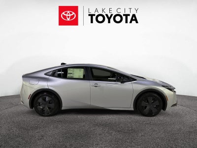 2026 Toyota Prius Plug-in Hybrid SE