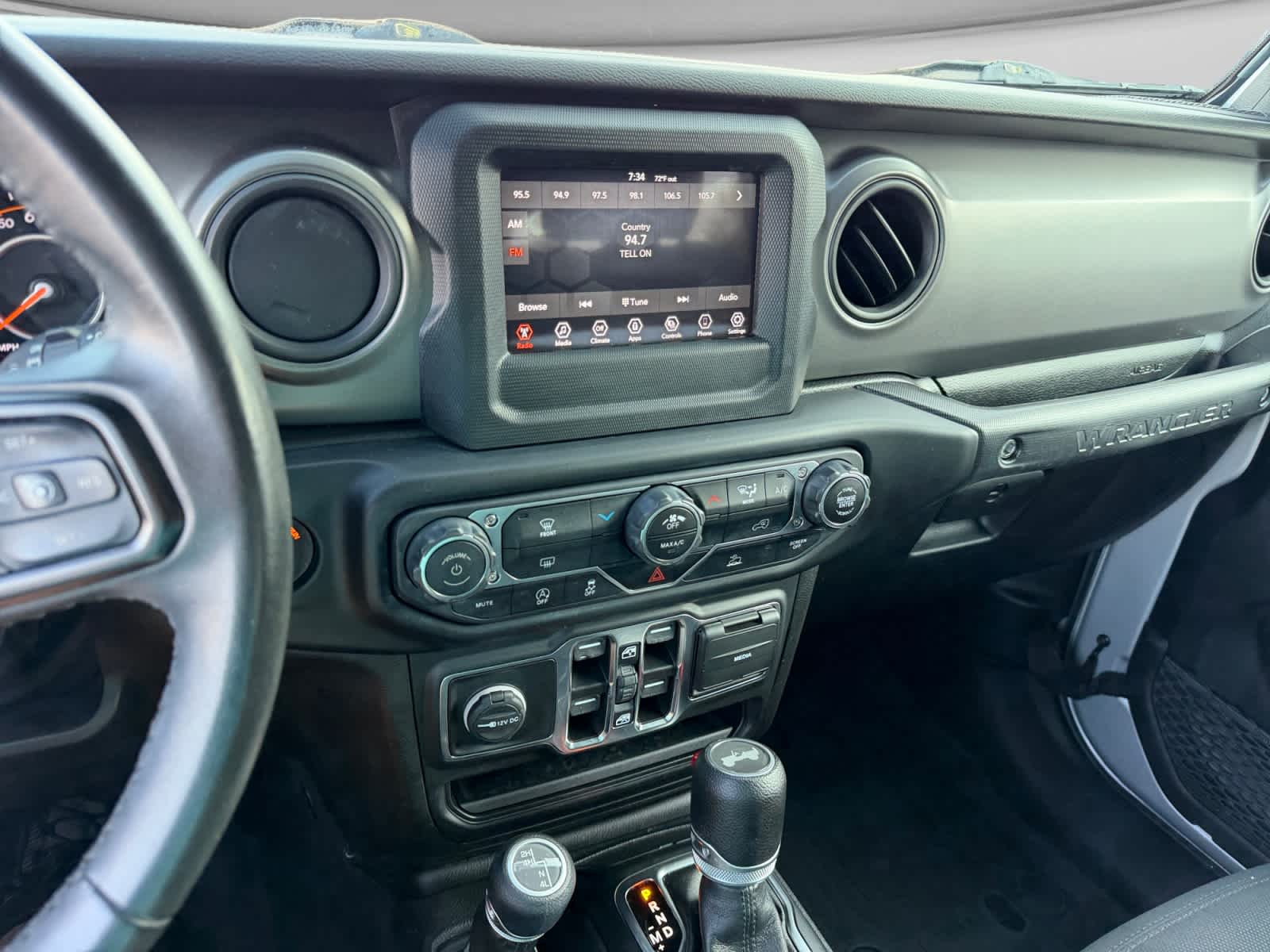 2022 Jeep Wrangler Unlimited Willys