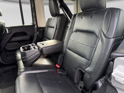 2022 Jeep Wrangler Unlimited Sahara Altitude