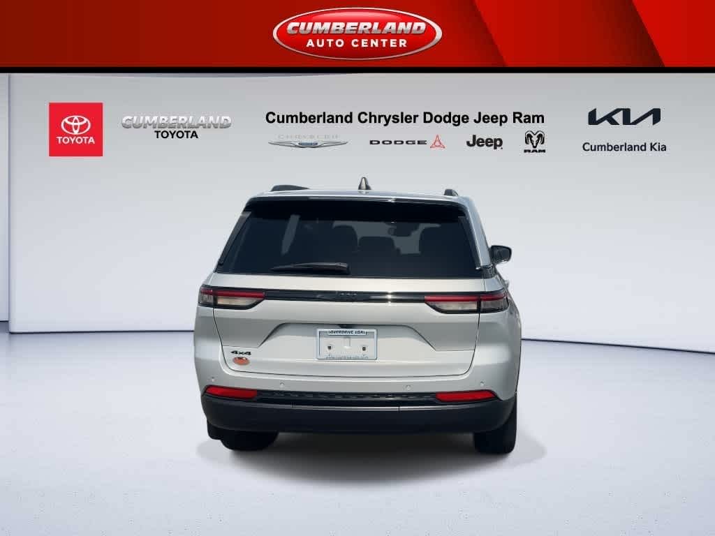 2023 Jeep Grand Cherokee Altitude