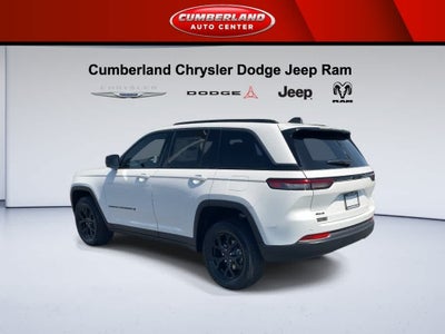 2026 Jeep Grand Cherokee Laredo Altitude
