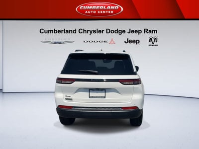 2026 Jeep Grand Cherokee Laredo Altitude