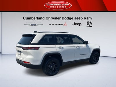 2026 Jeep Grand Cherokee Laredo Altitude