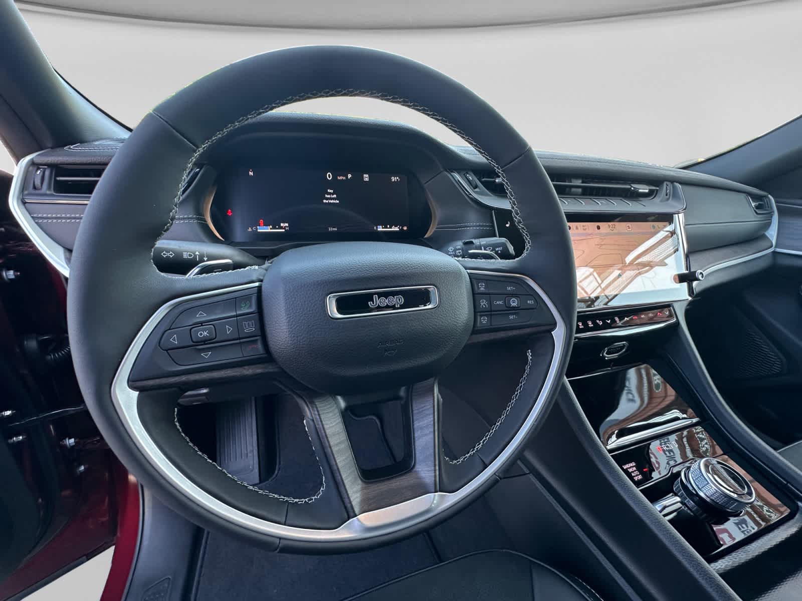 2026 Jeep Grand Cherokee Laredo Altitude