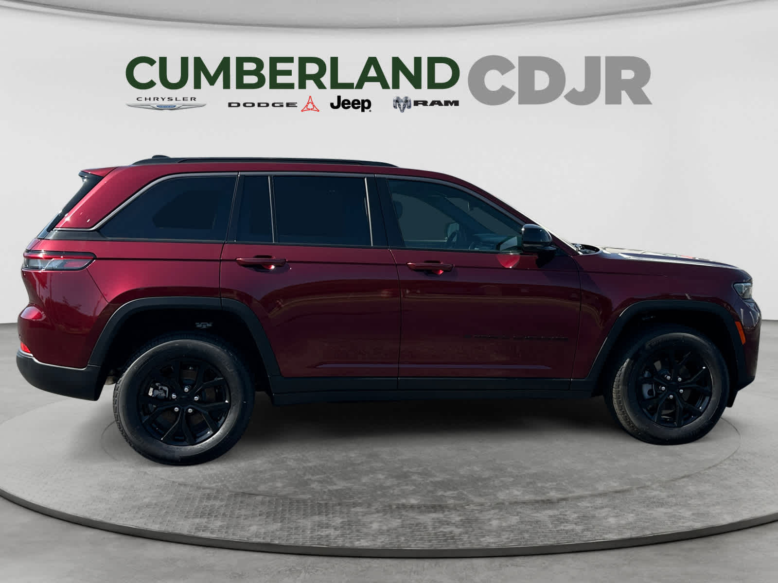 2026 Jeep Grand Cherokee Laredo Altitude