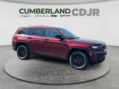 2026 Jeep Grand Cherokee Laredo Altitude