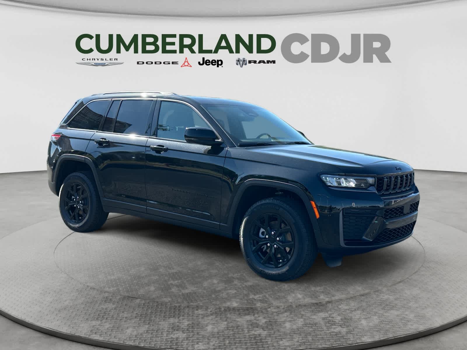 2026 Jeep Grand Cherokee Laredo Altitude