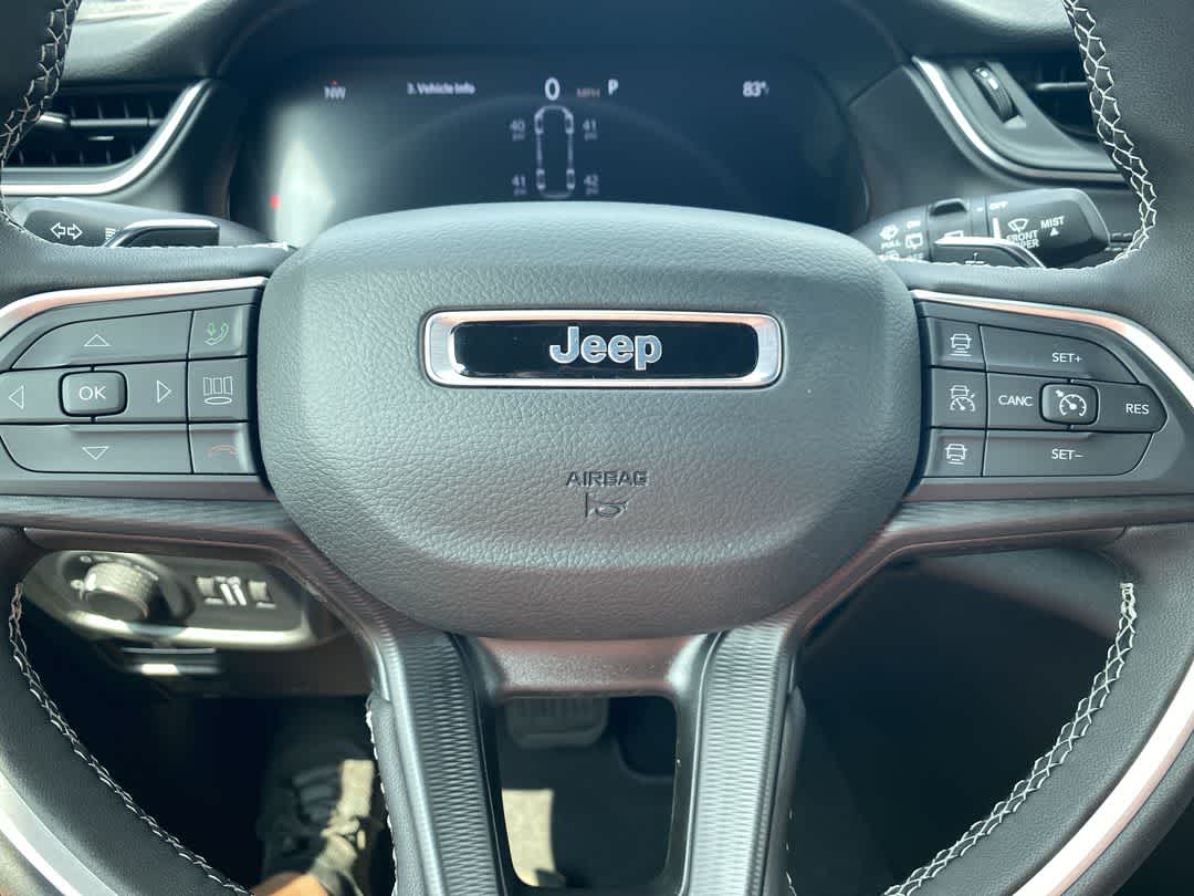 2025 Jeep Grand Cherokee L Altitude