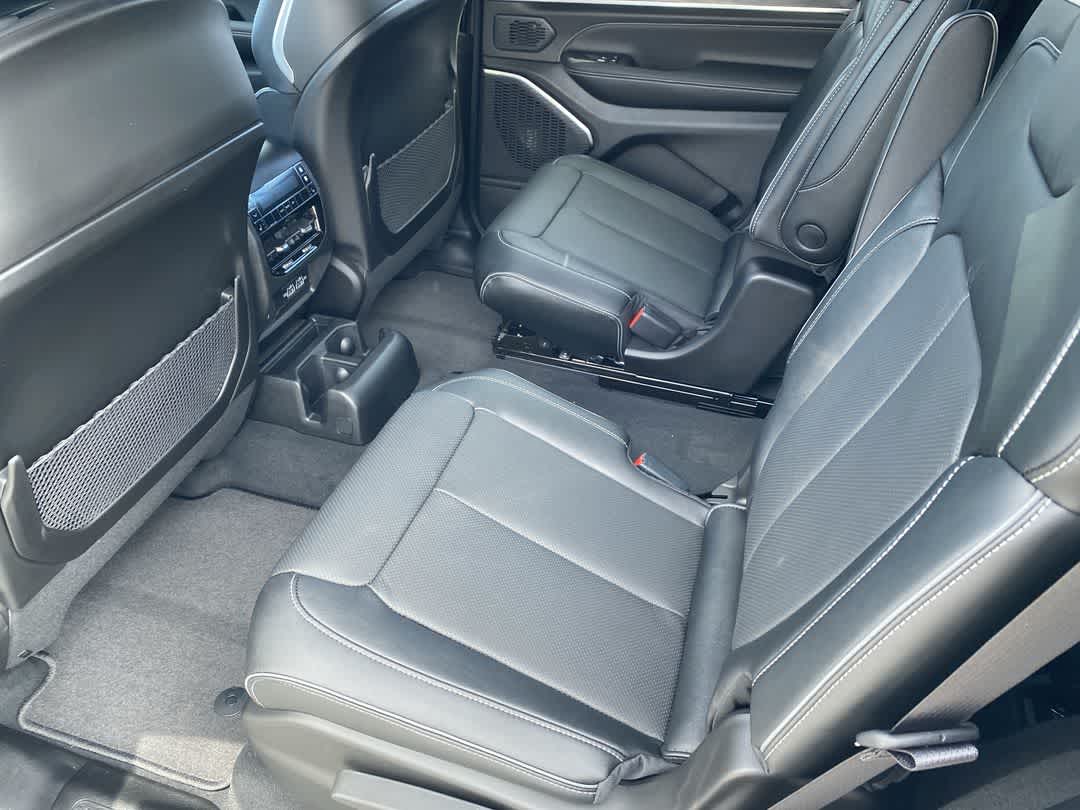 2025 Jeep Grand Cherokee L Overland