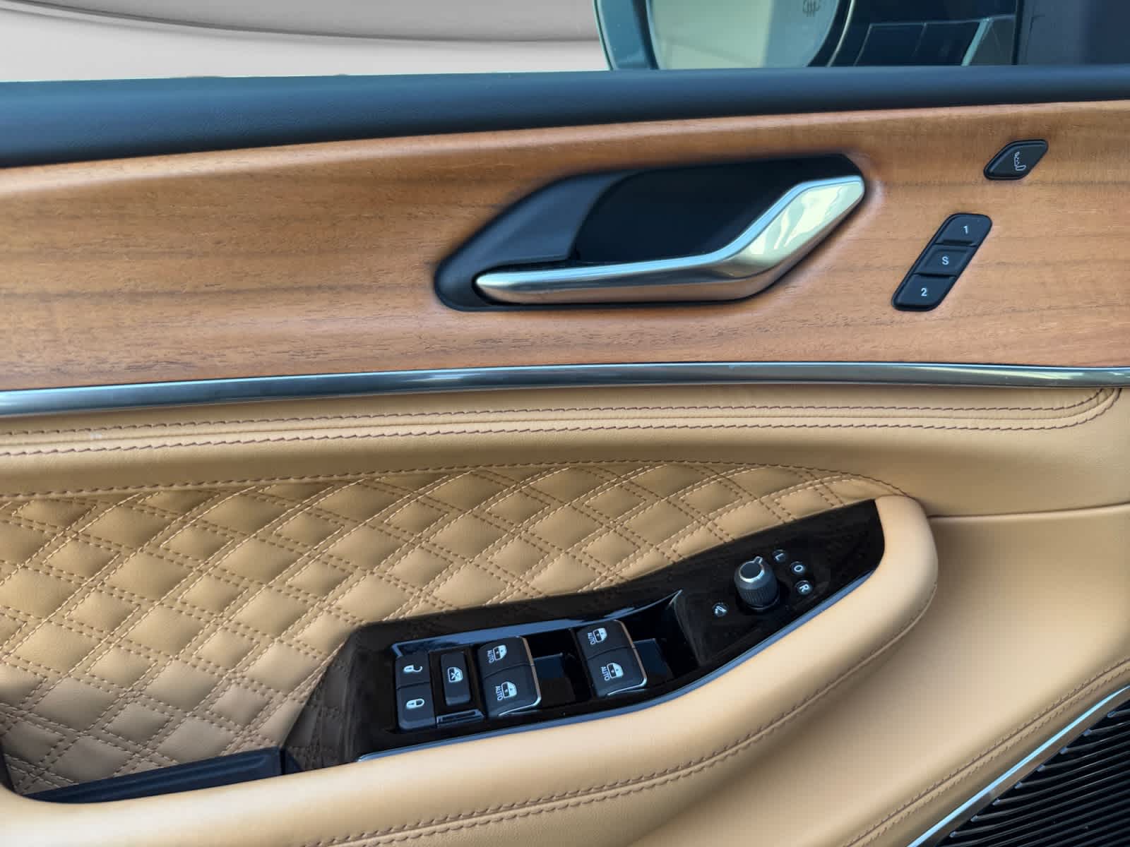2025 Jeep Grand Cherokee L Summit Reserve