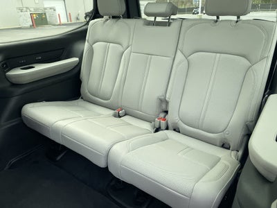 2026 Jeep Grand Wagoneer Base