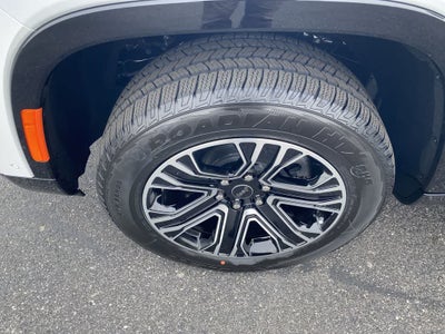 2026 Jeep Grand Wagoneer Base