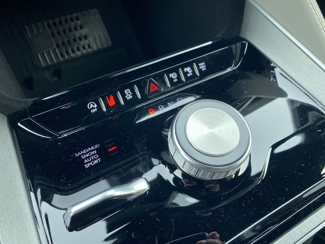 2026 Jeep Grand Wagoneer Base