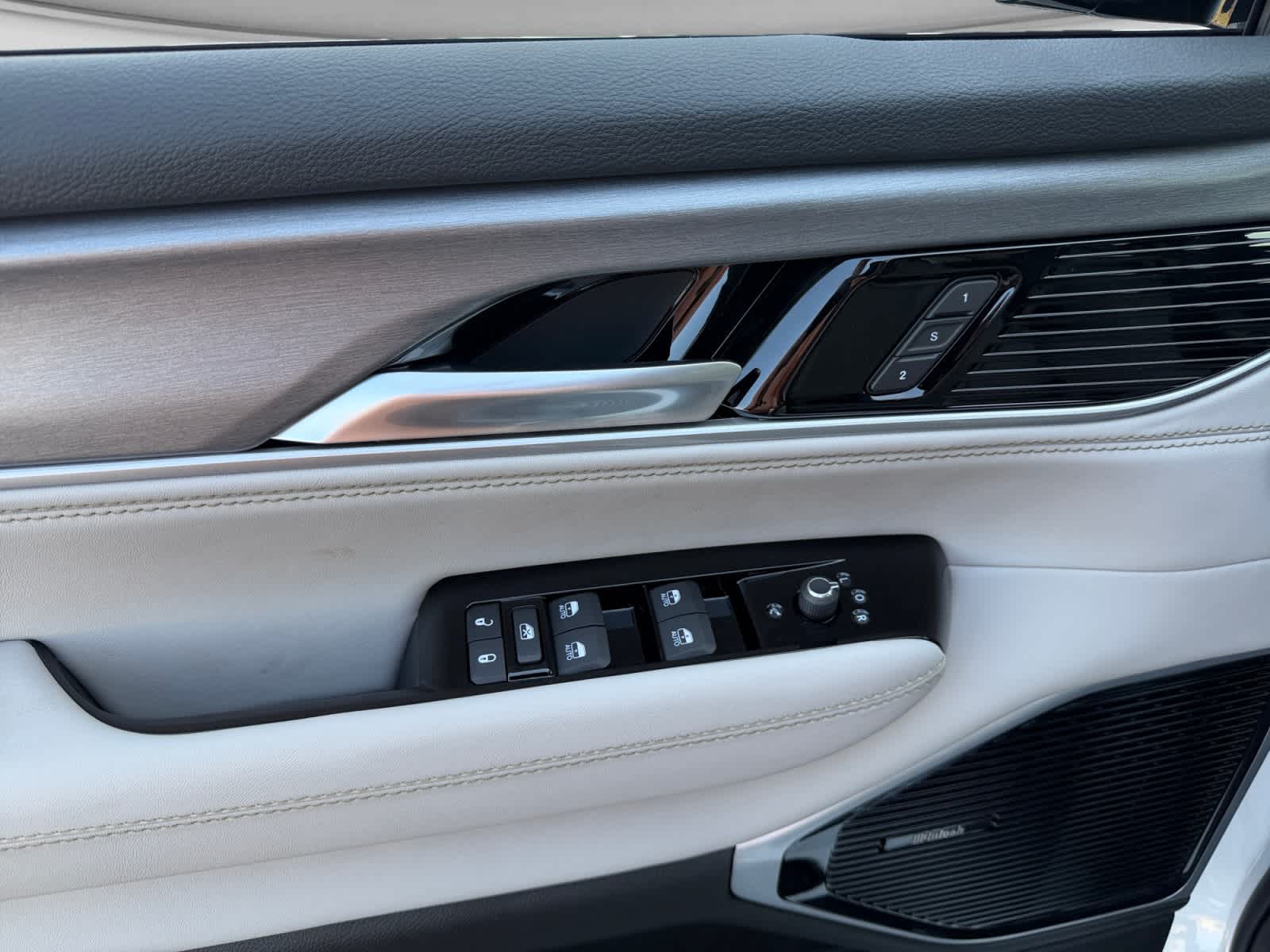 2026 Jeep Grand Wagoneer Limited Reserve