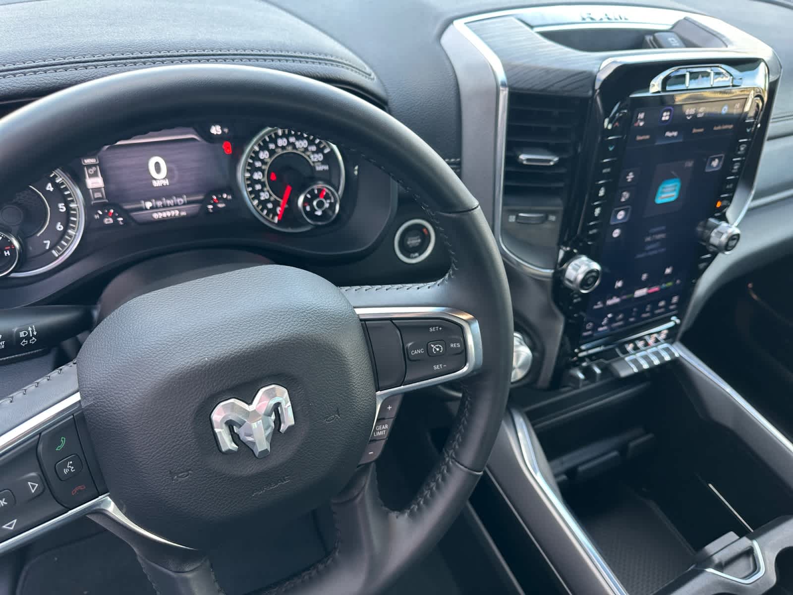2024 RAM 1500 Laramie