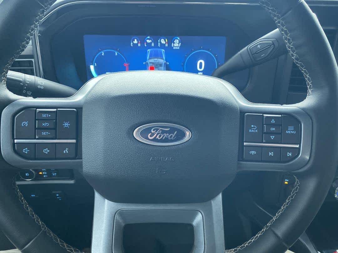 2025 Ford Super Duty F-350 DRW LARIAT
