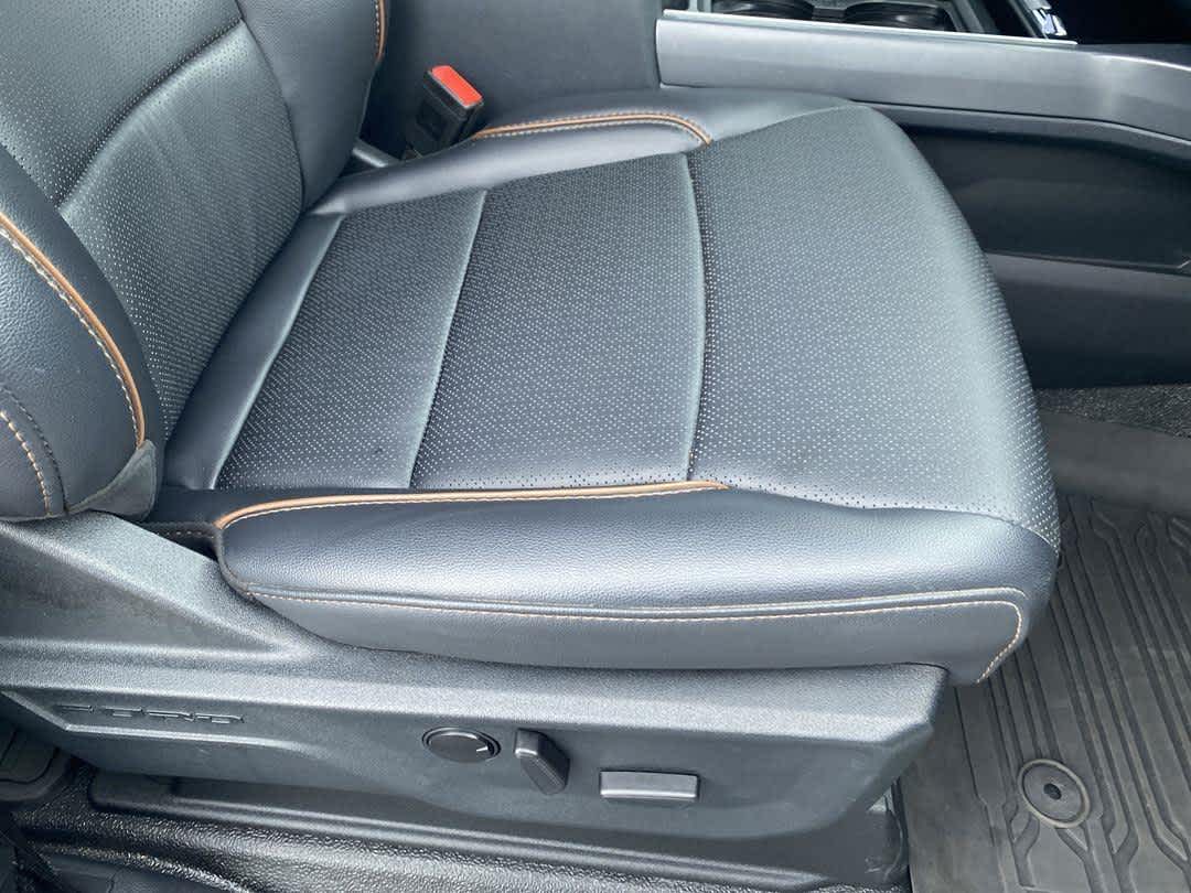 2025 Ford Super Duty F-350 DRW LARIAT