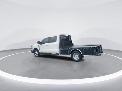2025 Ford Super Duty F-350 DRW LARIAT
