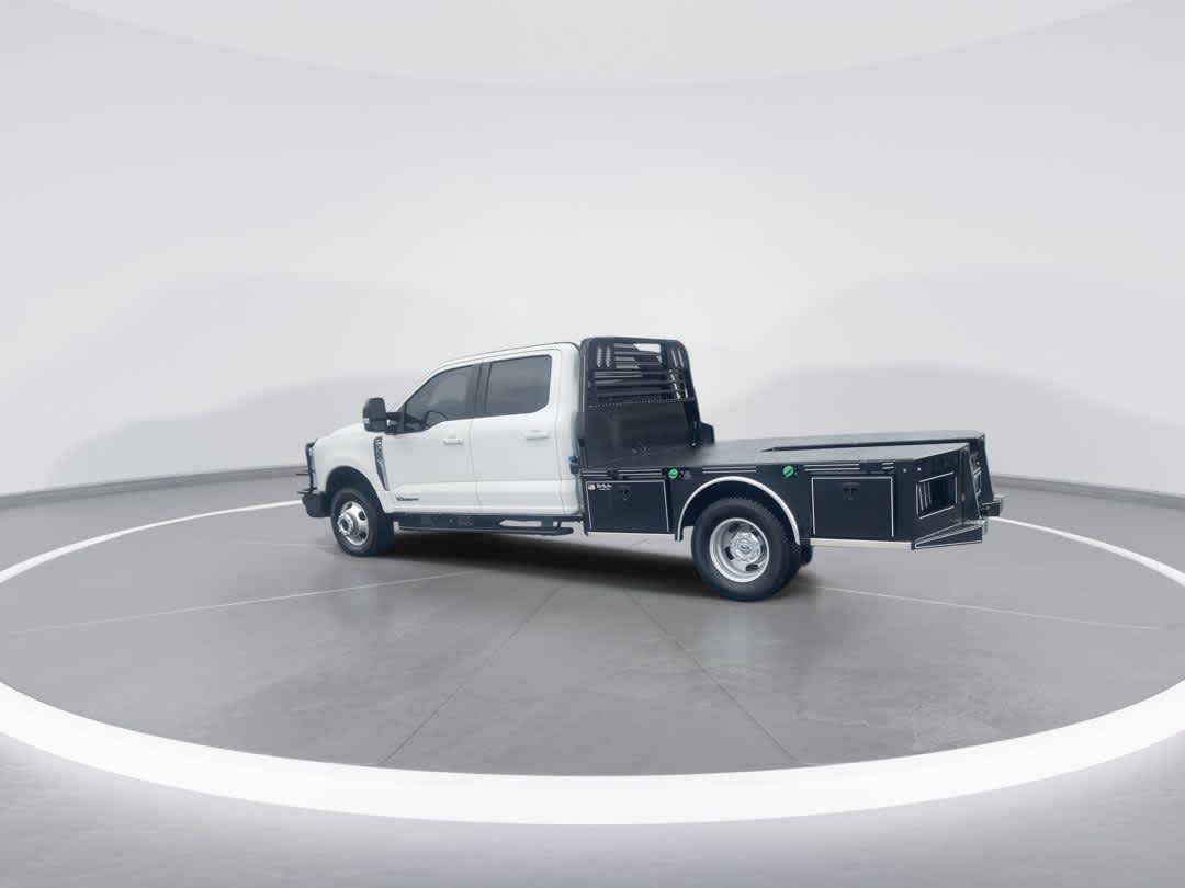 2025 Ford Super Duty F-350 DRW LARIAT