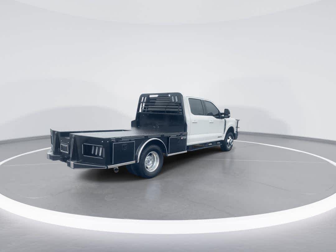 2025 Ford Super Duty F-350 DRW LARIAT