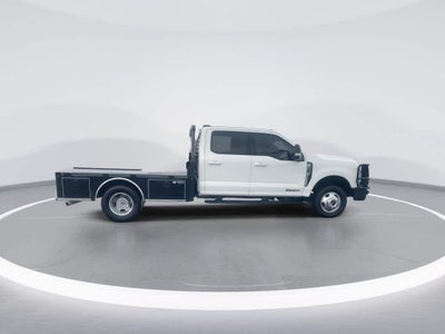 2025 Ford Super Duty F-350 DRW LARIAT