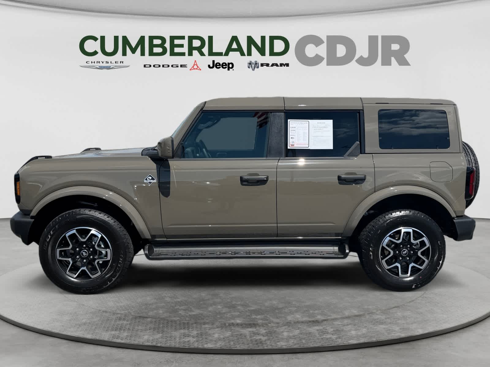 2026 Ford Bronco Outer Banks