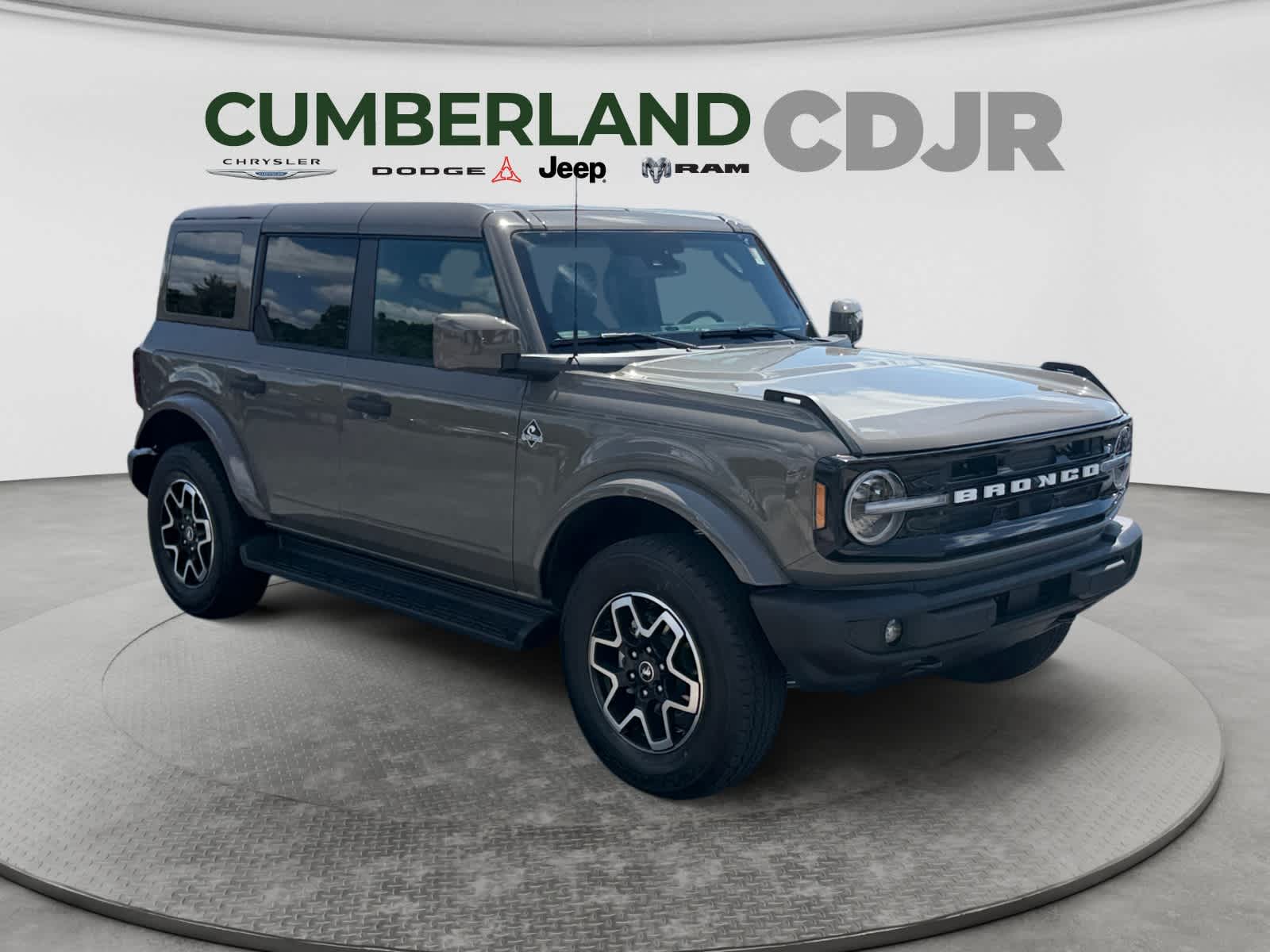 2026 Ford Bronco Outer Banks