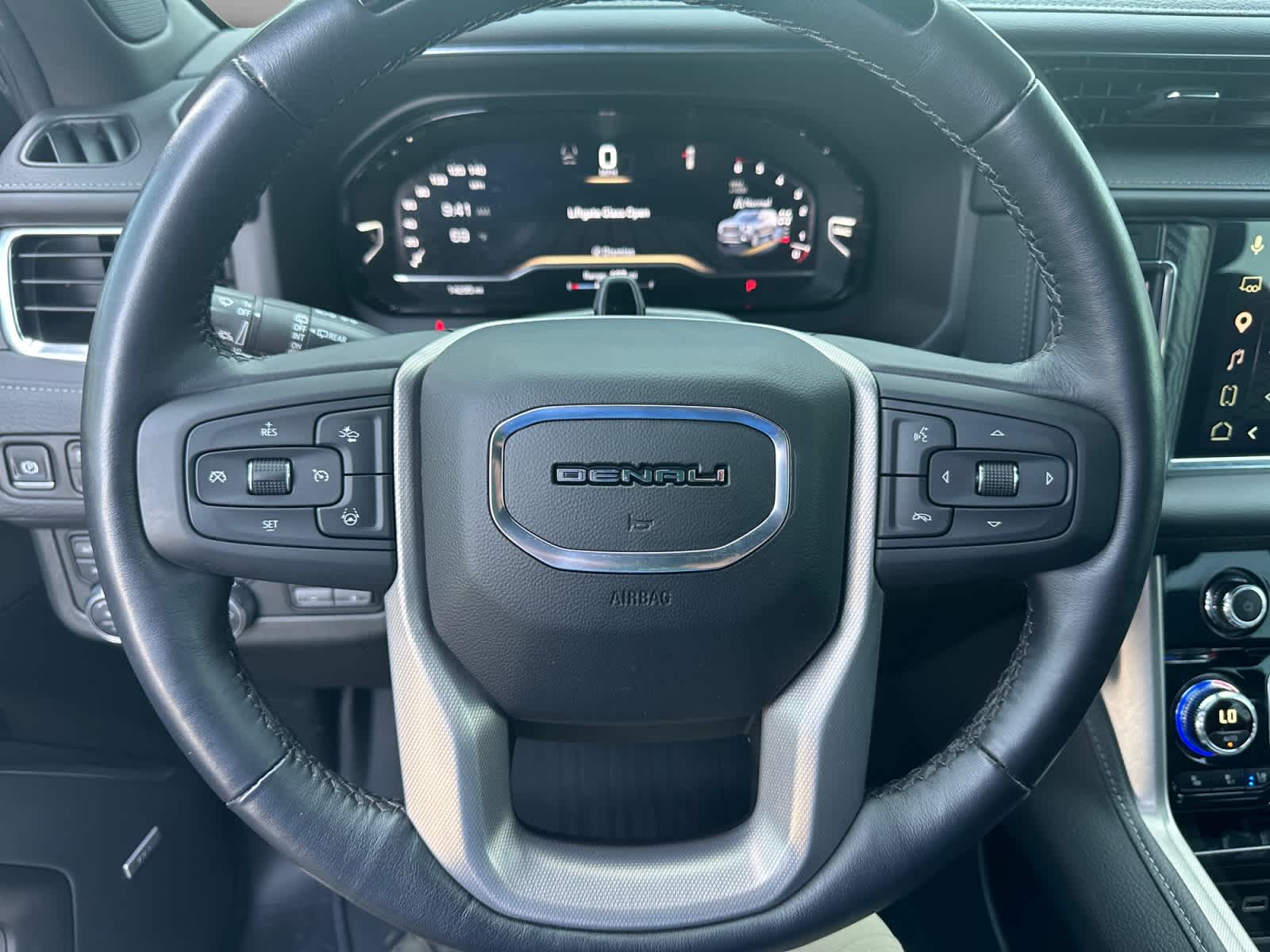 2024 GMC Yukon XL Denali Denali