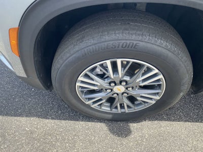 2024 Chevrolet Traverse FWD LT