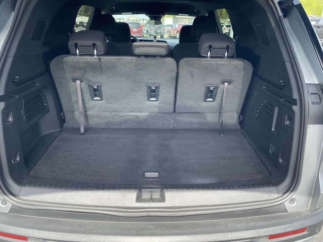 2024 Chevrolet Traverse FWD LT