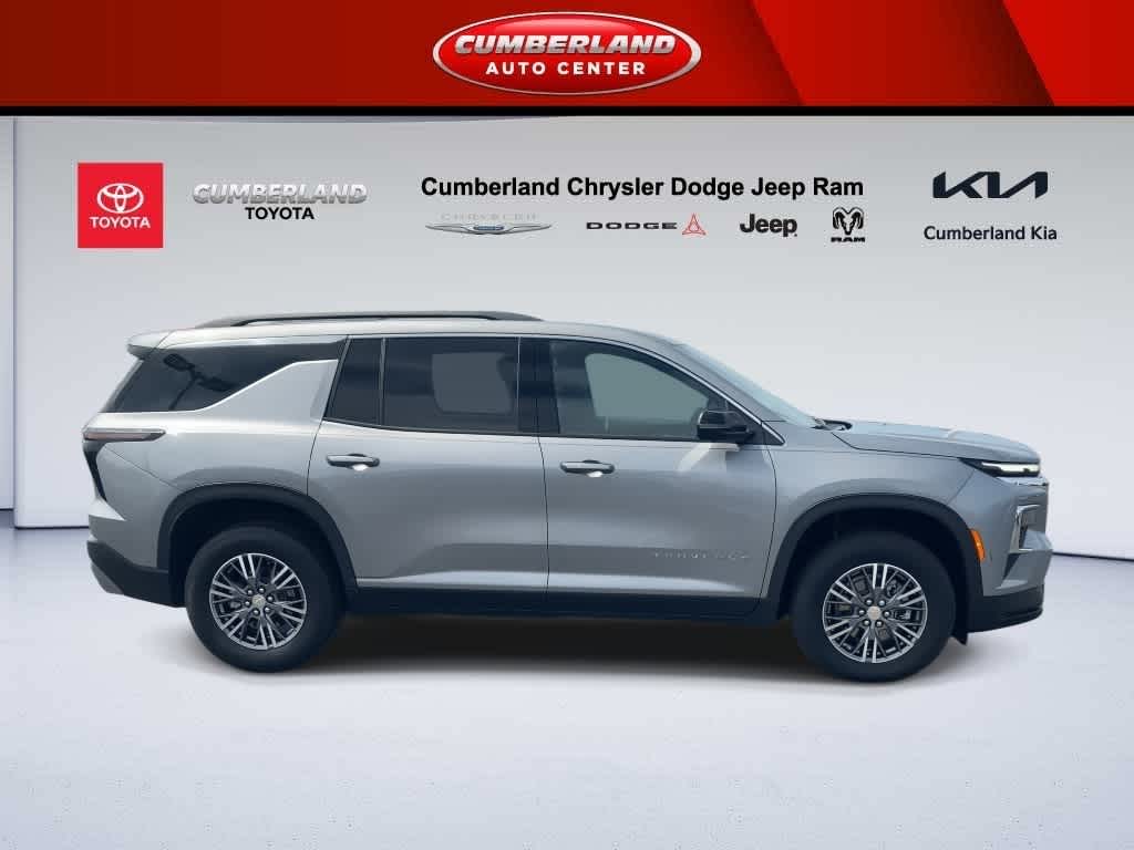 2024 Chevrolet Traverse FWD LT