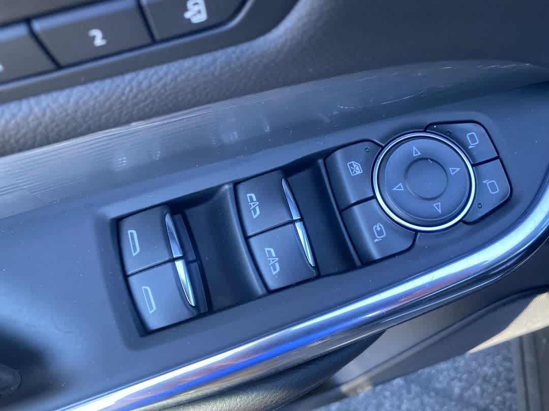 2024 Cadillac XT4 AWD Premium Luxury