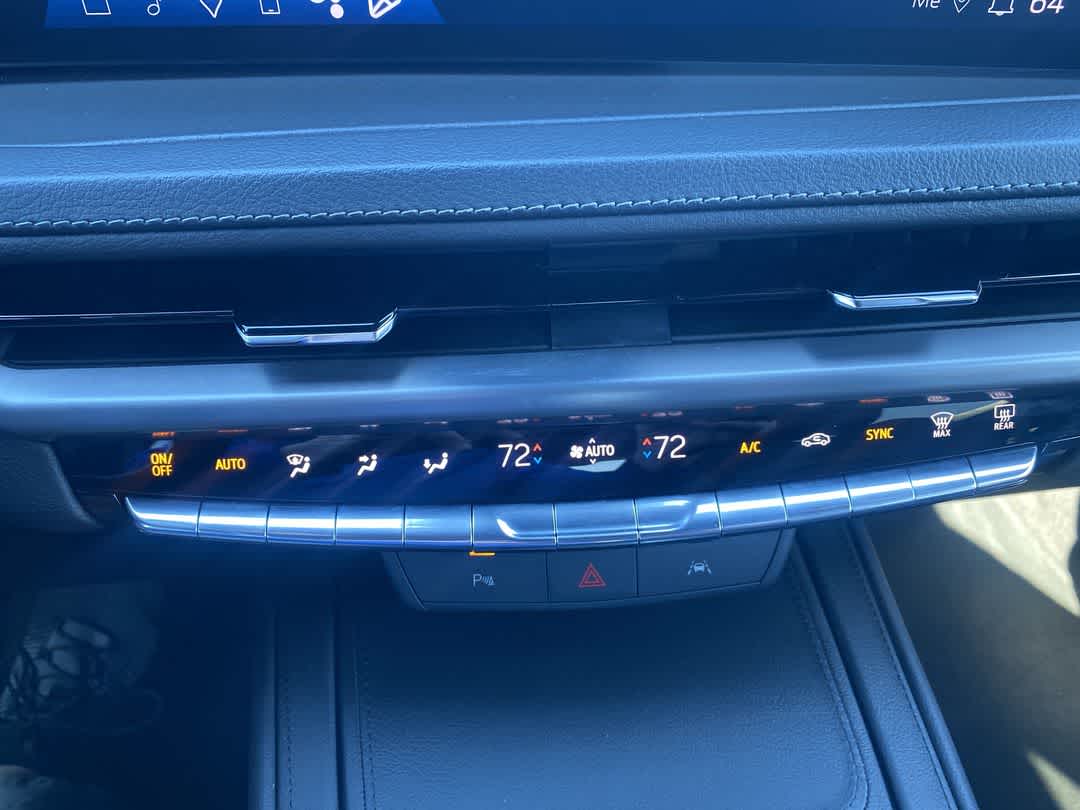 2024 Cadillac XT4 AWD Premium Luxury