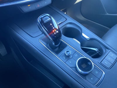 2024 Cadillac XT4 AWD Premium Luxury