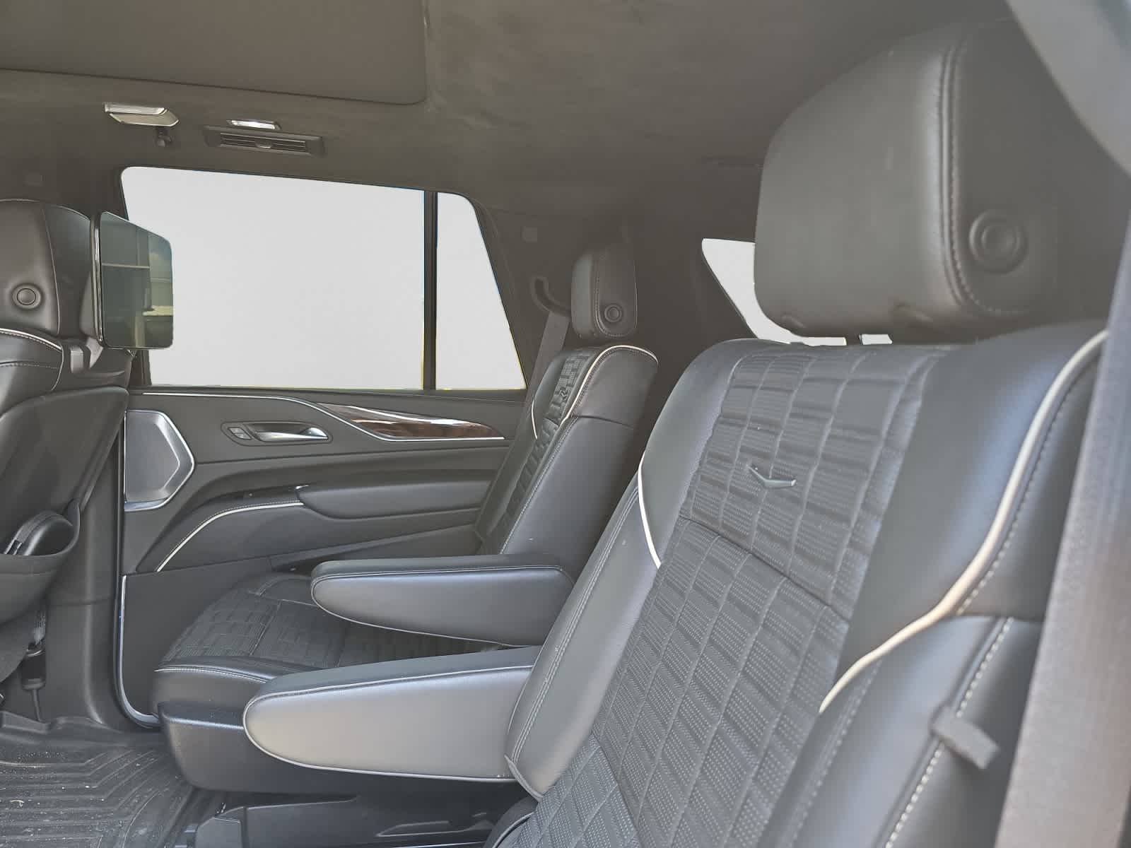 2022 Cadillac Escalade Sport Platinum