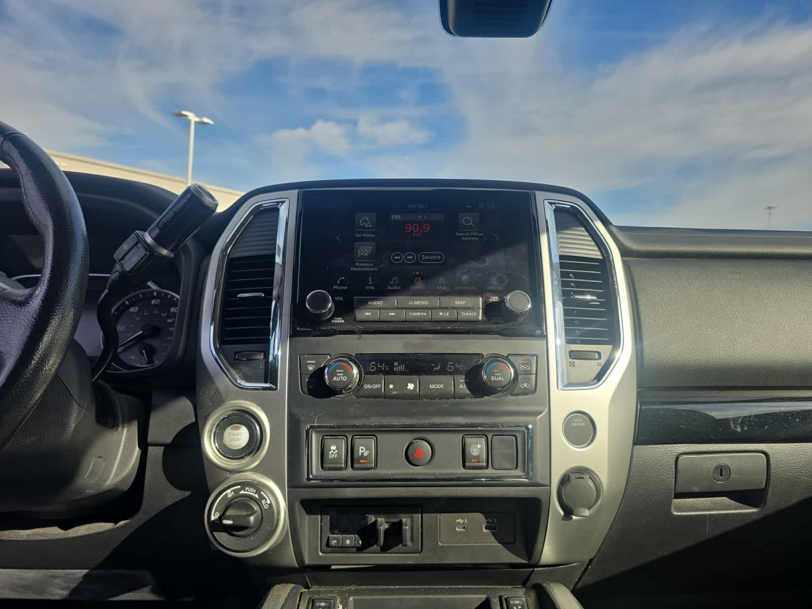 2020 Nissan Titan SV