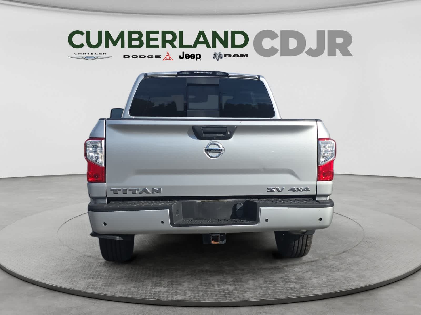 2020 Nissan Titan SV