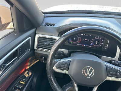 2022 Volkswagen Atlas Cross Sport 3.6L V6 SEL Premium R-Line