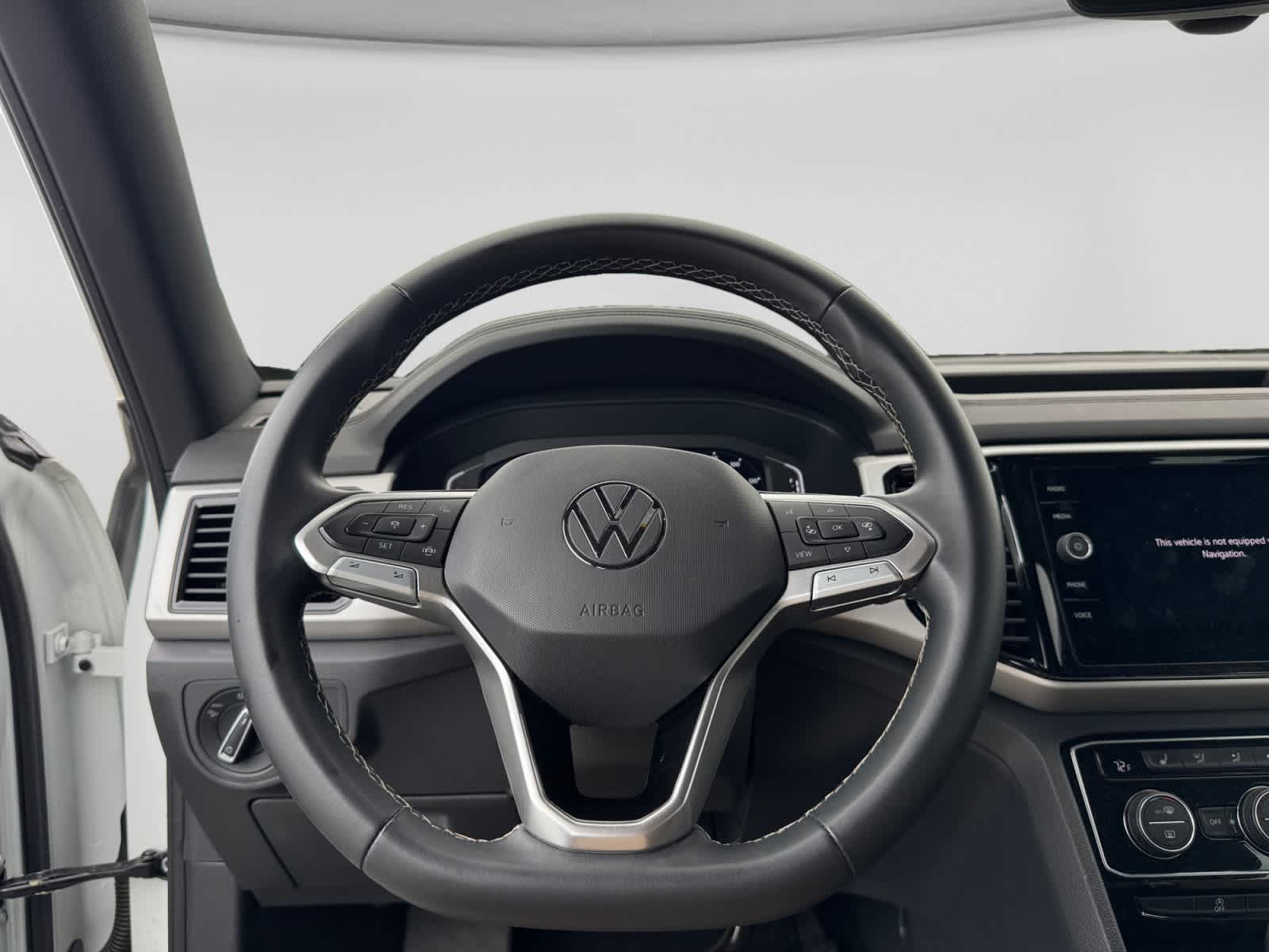 2023 Volkswagen Atlas Cross Sport 2.0T SE w/Technology