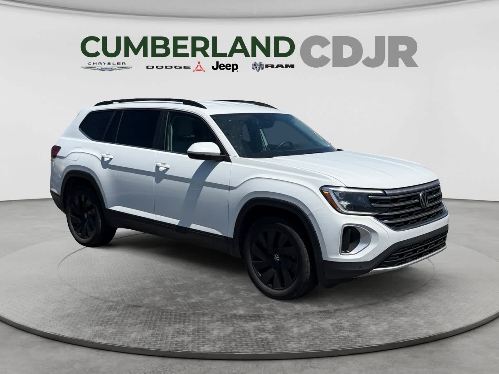 2024 Volkswagen Atlas 2.0T SE w/Technology