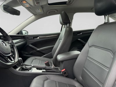 2020 Volkswagen Passat 2.0T R-Line