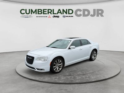 2019 Chrysler 300 Touring L
