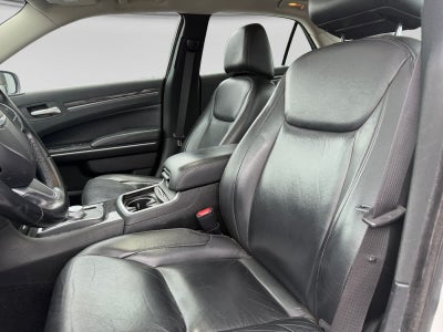 2019 Chrysler 300 Touring L