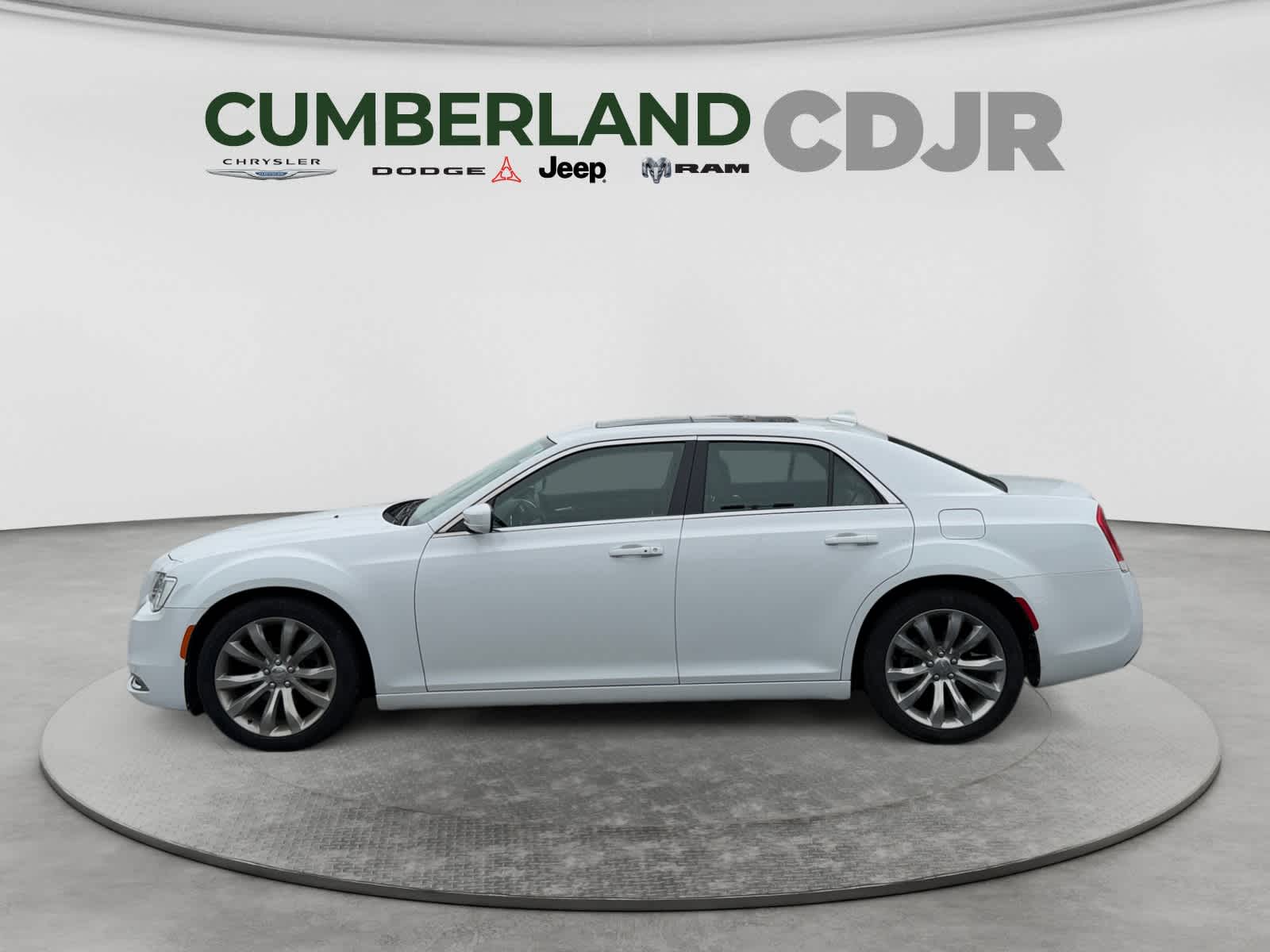 2019 Chrysler 300 Touring L