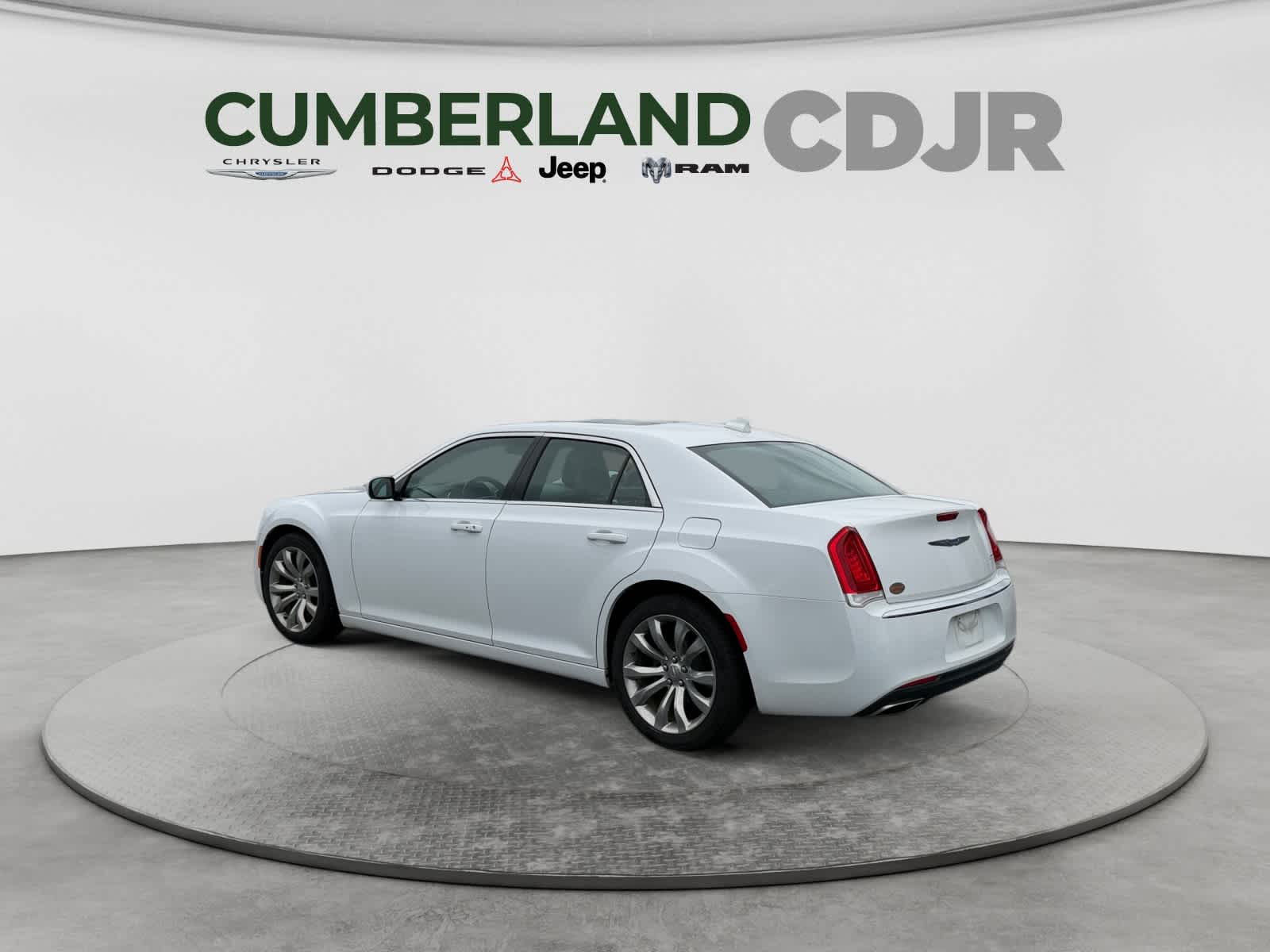 2019 Chrysler 300 Touring L