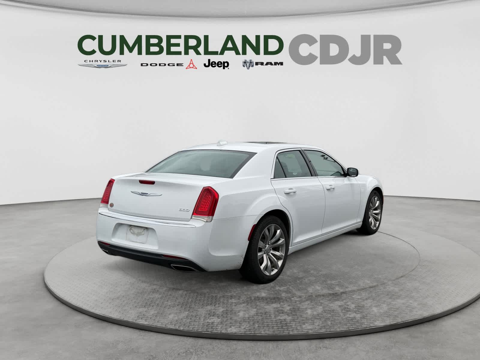 2019 Chrysler 300 Touring L